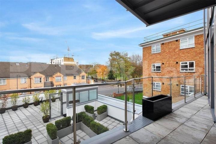Modern 4 bedroom within a new development close to shoreditch Park Mintern Street, Shoreditch Park